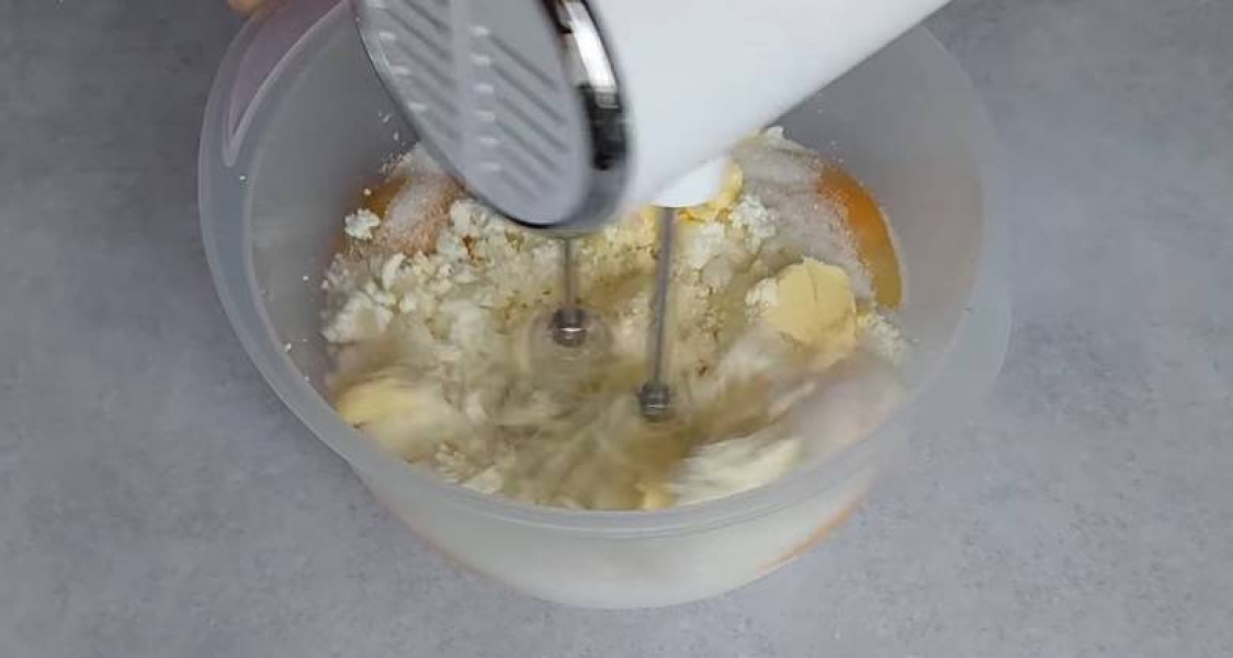 7e304f3b4b675d09556430fb74460578