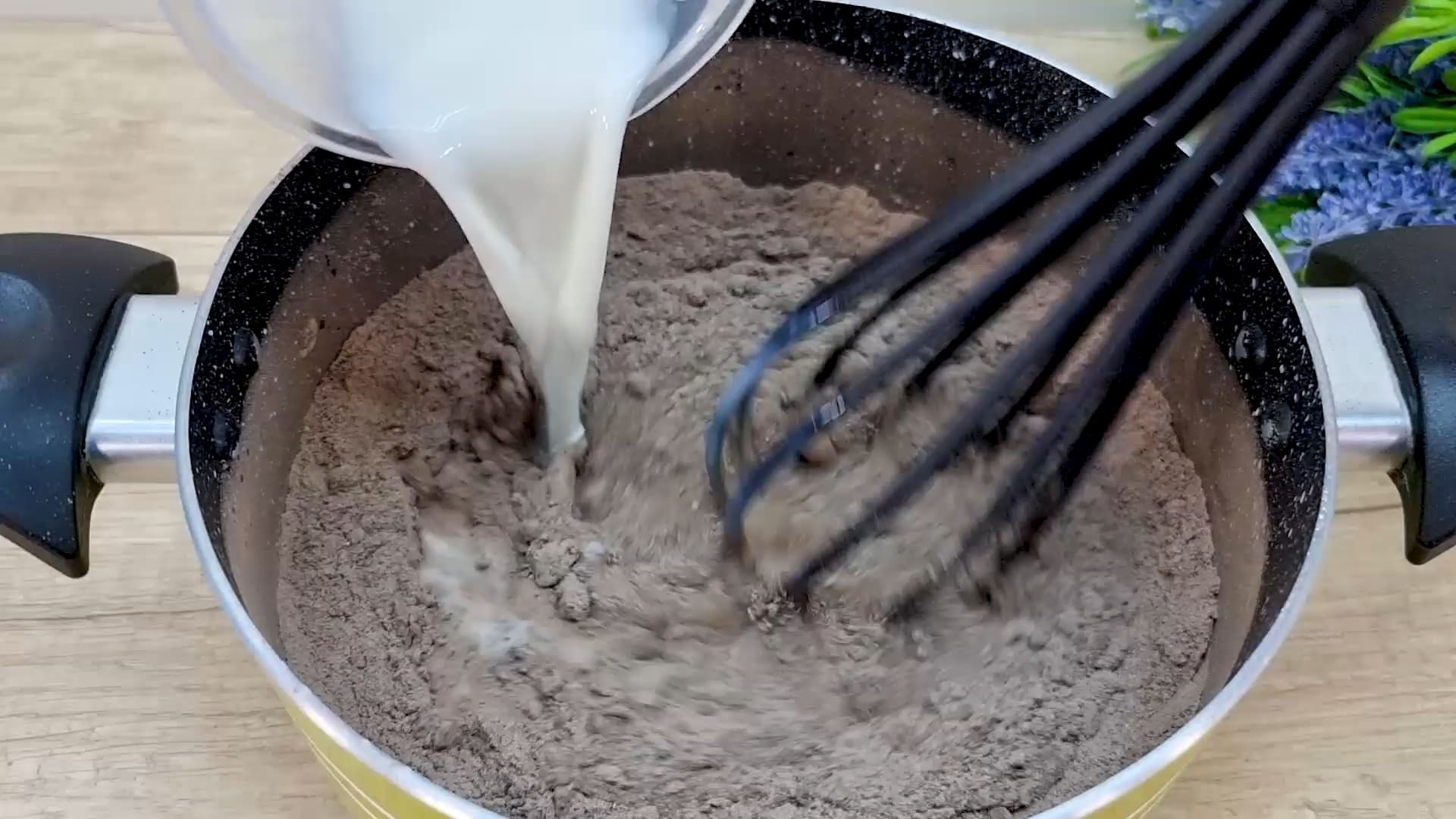 Готовлю его когда гости на пороге! Быстрый вафельный торт без выпечки 9